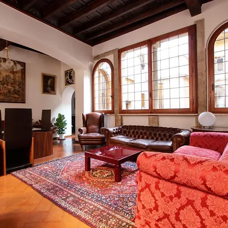 Daire Centro Storico - Palazzo Avila '500