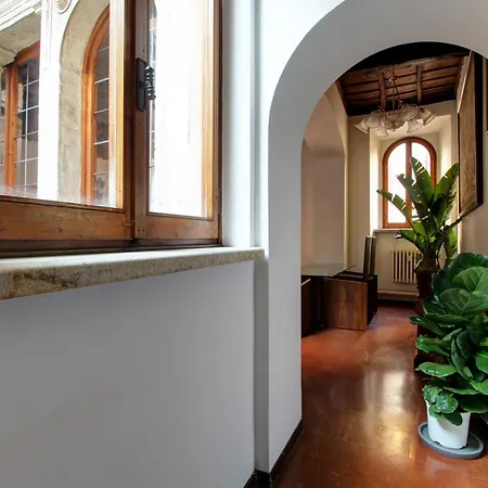 Centro Storico - Palazzo Avila '500 Daire *