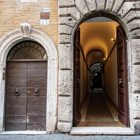 Centro Storico - Palazzo Avila '500 Daire Roma